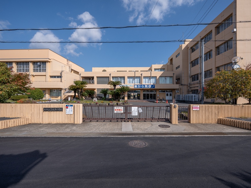 笠縫東小学校　徒歩5分